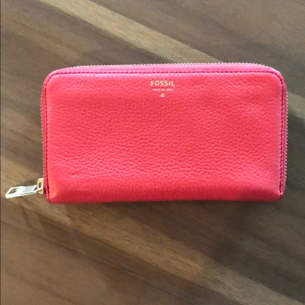 Fossil Wallet - image 1
